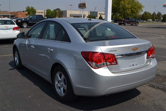 Chevrolet Cruze 2012 photo 3