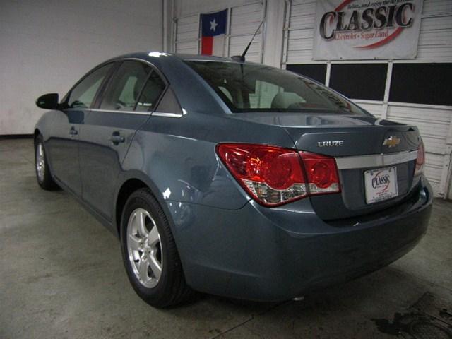 Chevrolet Cruze 2012 photo 3