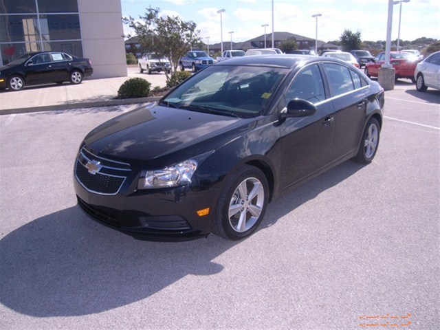 Chevrolet Cruze 2012 photo 2