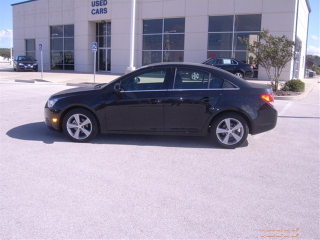 Chevrolet Cruze 2012 photo 3