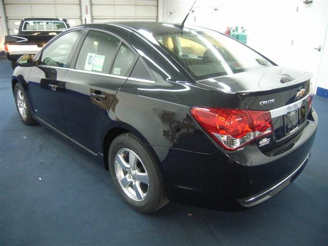 Chevrolet Cruze 2012 photo 3