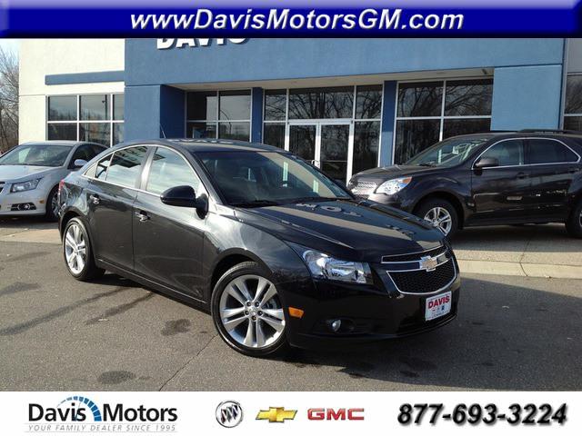 Chevrolet Cruze SLE SLT WT Sedan