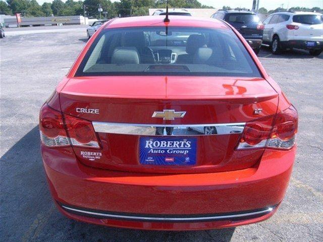 Chevrolet Cruze 2012 photo 3