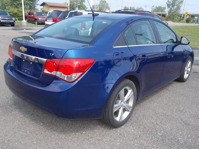 Chevrolet Cruze SL1 Sedan