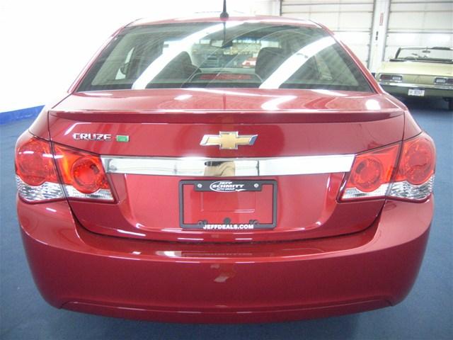 Chevrolet Cruze 2012 photo 2