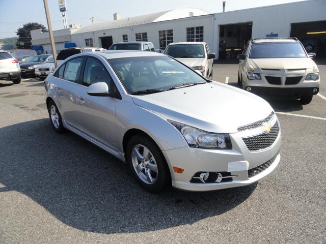 Chevrolet Cruze SL1 Sedan