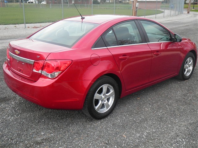 Chevrolet Cruze 2012 photo 2