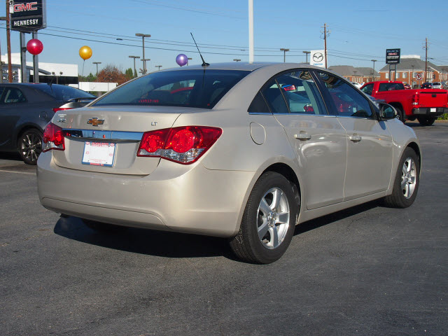 Chevrolet Cruze 2012 photo 2