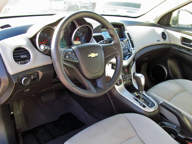 Chevrolet Cruze 2012 photo 4