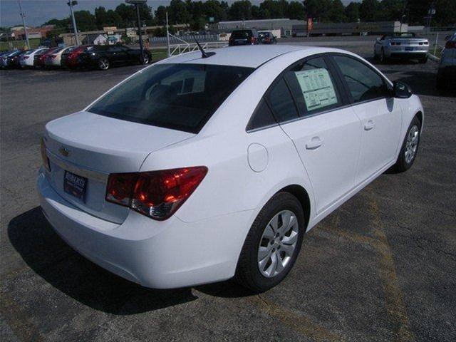 Chevrolet Cruze 2012 photo 4