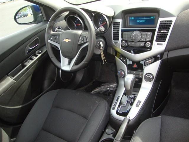 Chevrolet Cruze 2012 photo 3