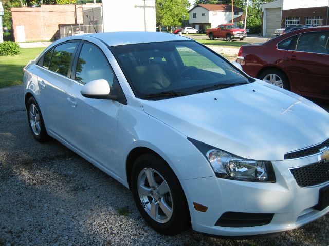 Chevrolet Cruze 2012 photo 2