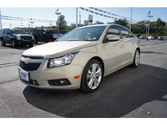 Chevrolet Cruze 2012 photo 2