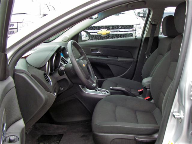 Chevrolet Cruze 2012 photo 3