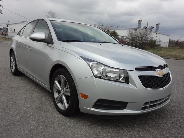 Chevrolet Cruze 2012 photo 2