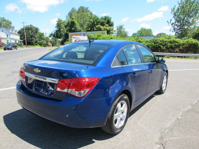 Chevrolet Cruze 2012 photo 2