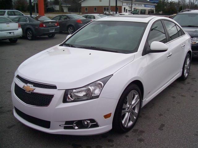 Chevrolet Cruze Touring Enthusiast Per Sedan