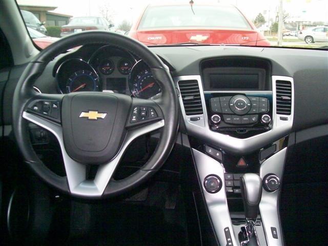 Chevrolet Cruze 2012 photo 4