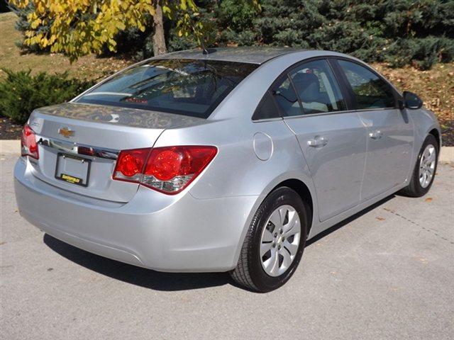 Chevrolet Cruze 2012 photo 3