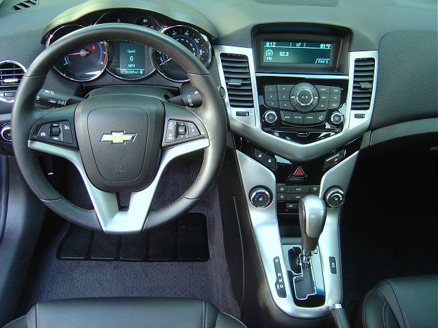 Chevrolet Cruze 2012 photo 6