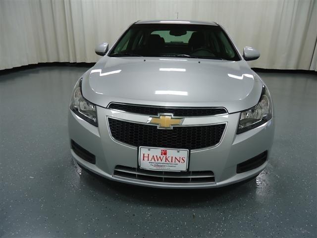 Chevrolet Cruze 2012 photo 2