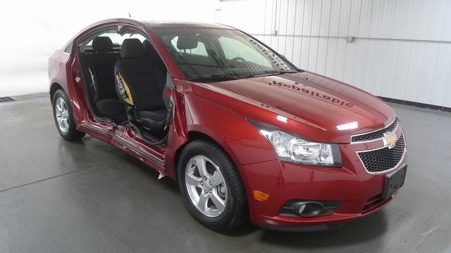 Chevrolet Cruze 2012 photo 2