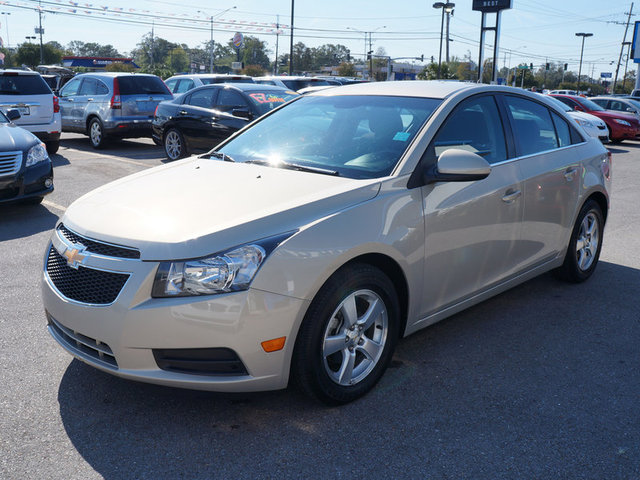 Chevrolet Cruze 2012 photo 2