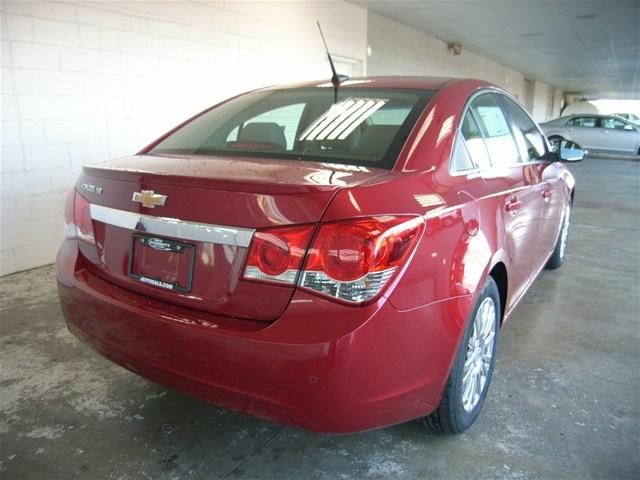 Chevrolet Cruze 2012 photo 2