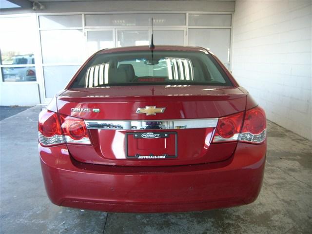 Chevrolet Cruze 2012 photo 3