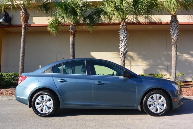 Chevrolet Cruze 2012 photo 3