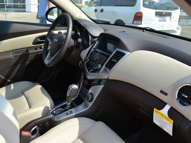 Chevrolet Cruze 2012 photo 4