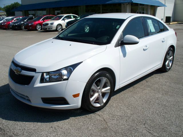 Chevrolet Cruze 2012 photo 2