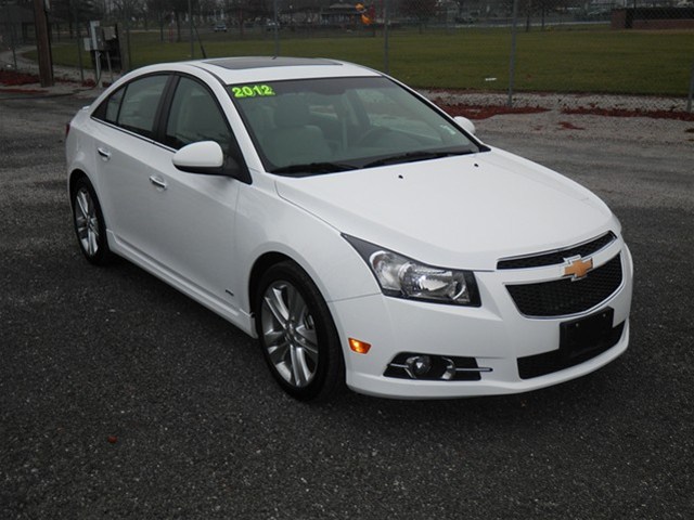 Chevrolet Cruze 2012 photo 2