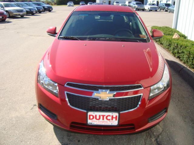 Chevrolet Cruze 2012 photo 2