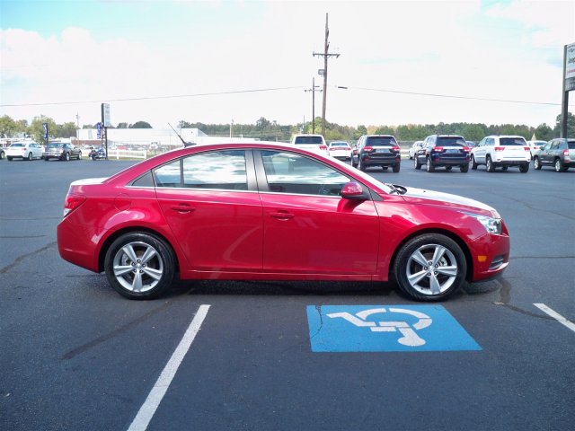 Chevrolet Cruze 2012 photo 2