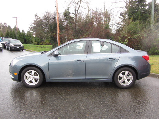 Chevrolet Cruze 2012 photo 2