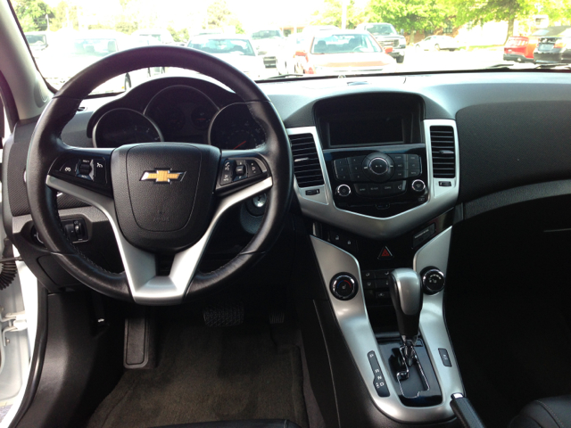 Chevrolet Cruze 2012 photo 3