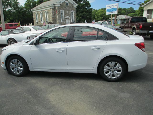 Chevrolet Cruze 2012 photo 2