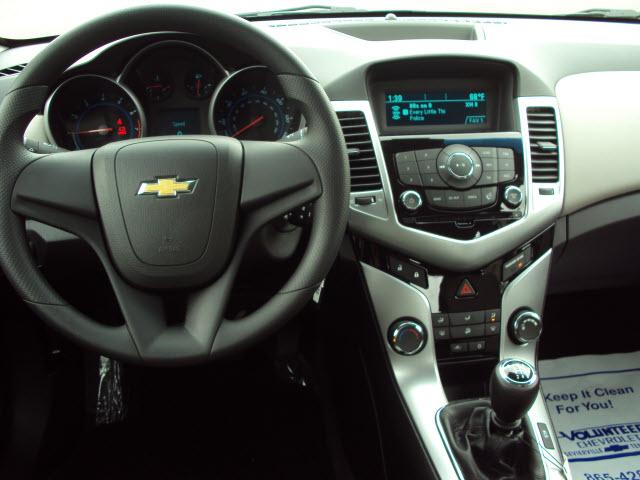 Chevrolet Cruze 2012 photo 4