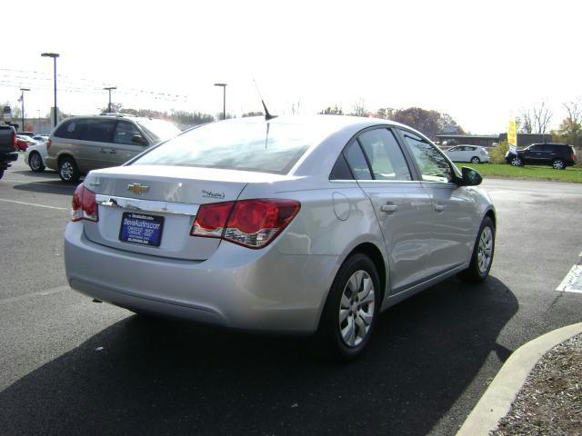 Chevrolet Cruze 2012 photo 2