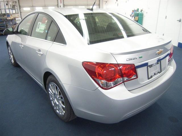 Chevrolet Cruze 2012 photo 3