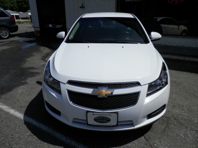 Chevrolet Cruze 2012 photo 2