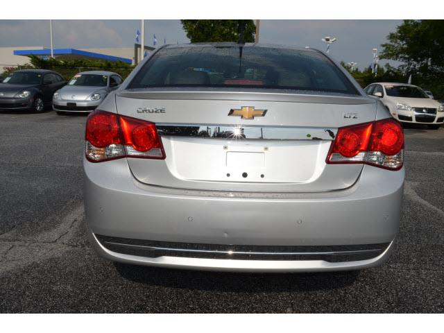 Chevrolet Cruze 2012 photo 2