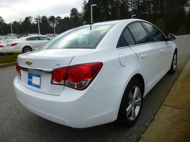 Chevrolet Cruze 2012 photo 3