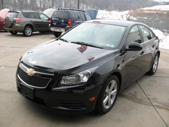 Chevrolet Cruze 2012 photo 2