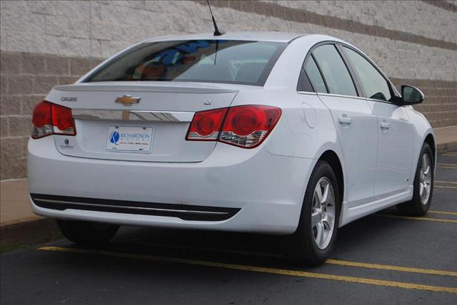 Chevrolet Cruze Supercab XL Sedan