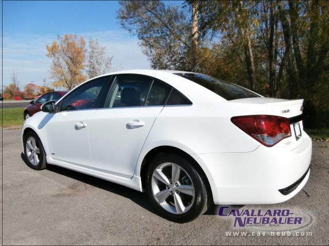 Chevrolet Cruze 2012 photo 3