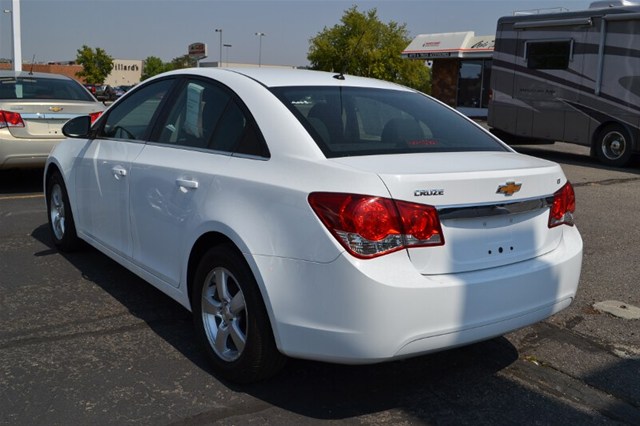 Chevrolet Cruze 2012 photo 3