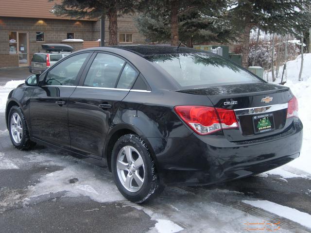 Chevrolet Cruze 2012 photo 2