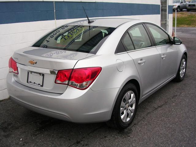 Chevrolet Cruze 2012 photo 2